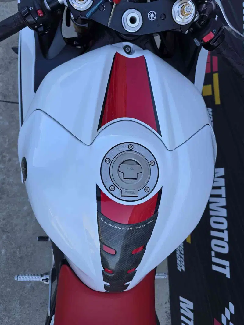 Yamaha YZF R6 (2006 - 07) (20)
