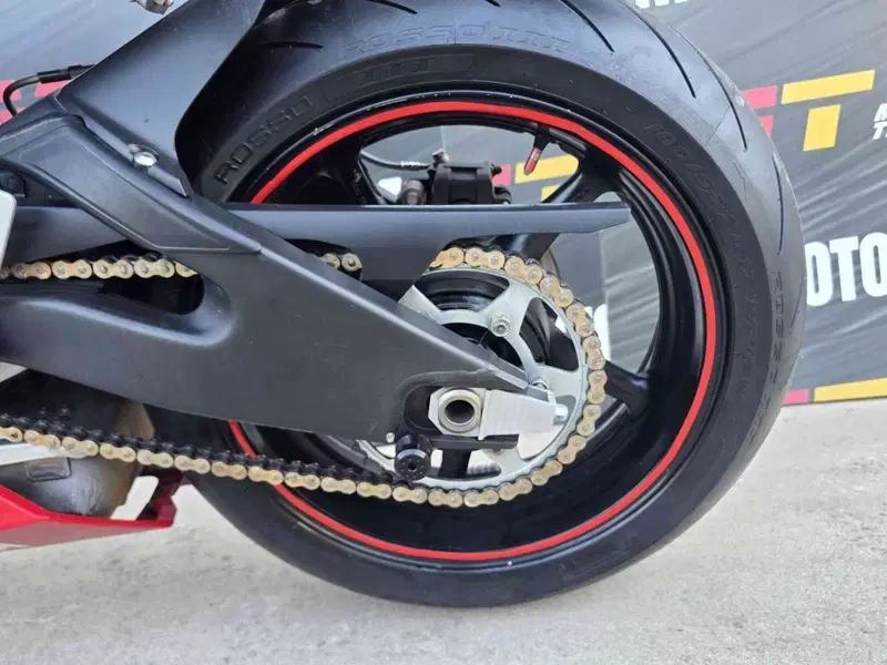 Yamaha YZF R6 (2006 - 07) (16)