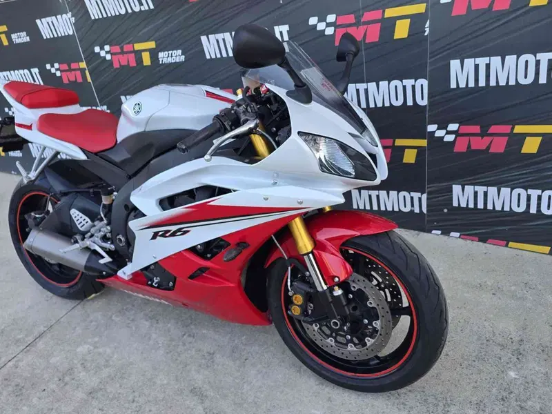 Yamaha YZF R6 (2006 - 07) (5)