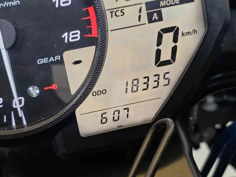 Yamaha YZF R6 (2017 - 20) (28)