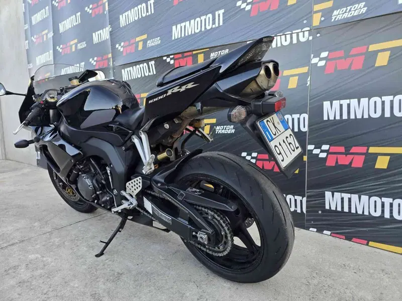 Honda CBR 1000 RR Fireblade (2006 - 07) (4)