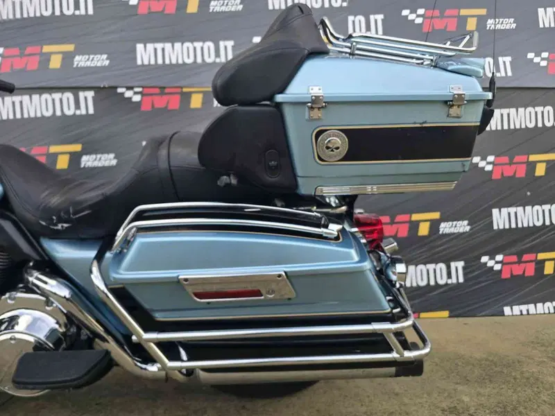 Harley-Davidson 1584 Electra Glide Ultra Classic (2007) - FLHTCU (9)
