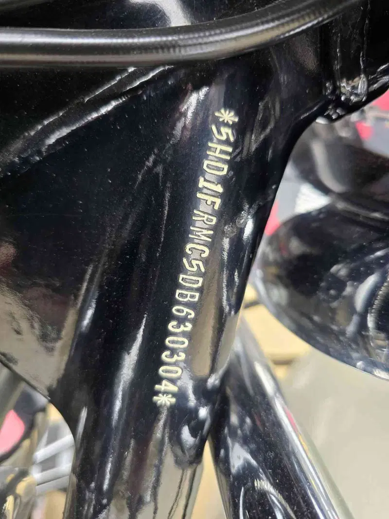 Harley-Davidson 103 Road King Classic (2011 - 13) - FLHRC (26)