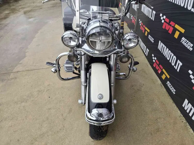 Harley-Davidson 103 Road King Classic (2011 - 13) - FLHRC (24)