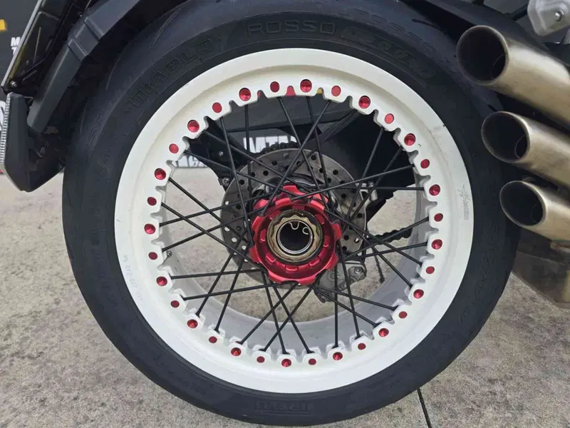 MV Agusta Dragster 800 RR (2015 - 17) (9)