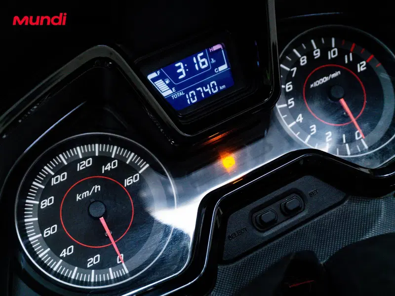 Honda Forza 125 ABS (2015 - 16) (12)