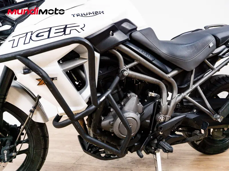 Triumph Tiger 800 XRx (2015 - 17) (9)