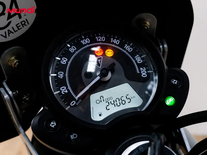 Triumph Street Scrambler 900 (2017 - 18) (12)