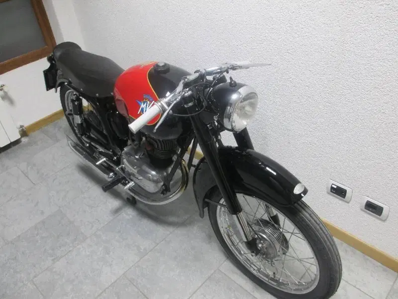 MV Agusta TR 125  (4)