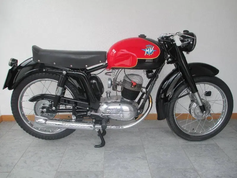 MV Agusta TR 125  (3)