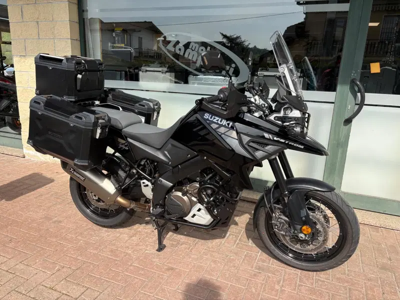 Suzuki V-Strom 1050XT (2020 - 23) (2)
