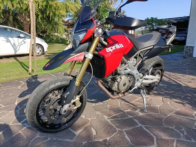 Aprilia Dorsoduro 750 (2009 - 14)