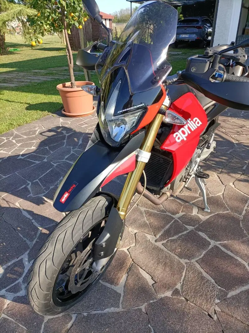 Aprilia Dorsoduro 750 (2009 - 14) (7)