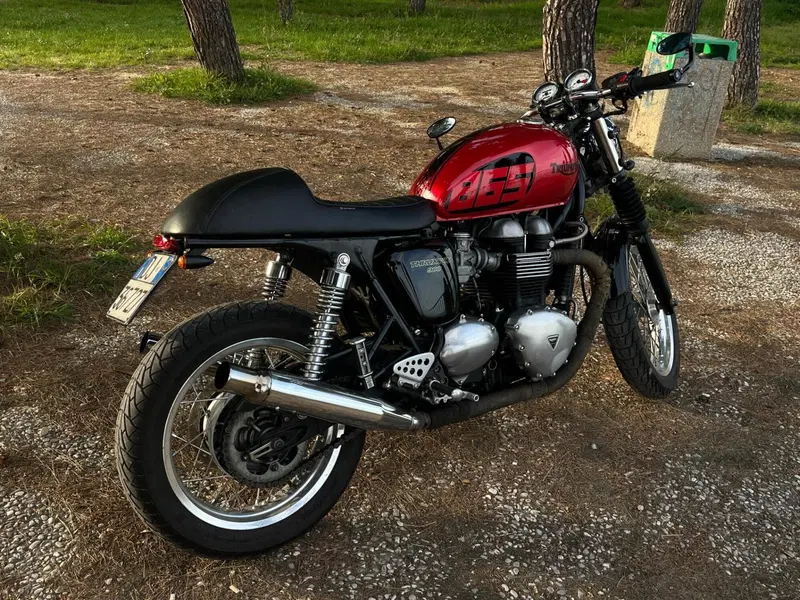 Triumph Thruxton 900 (2004 - 15) (3)