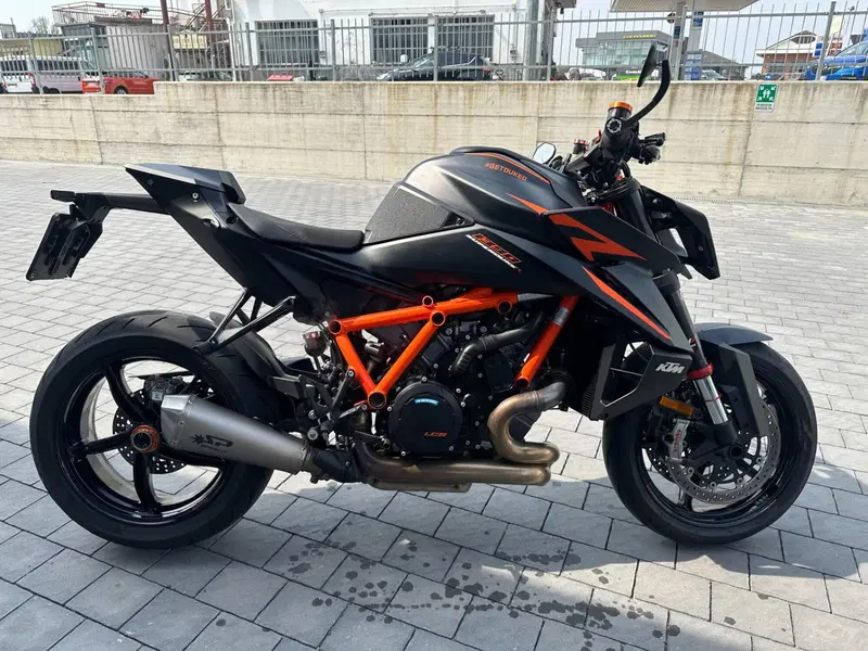 KTM 1390 Super Duke R (2024 - 26) (3)