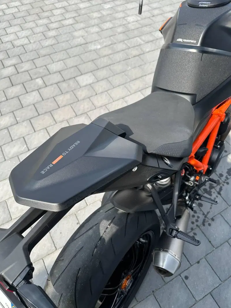KTM 1390 Super Duke R (2024 - 26) (8)