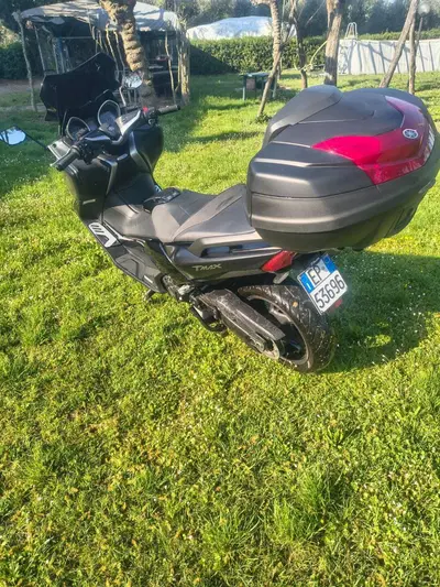 Yamaha T-Max 530 DX (2017 - 19) usata