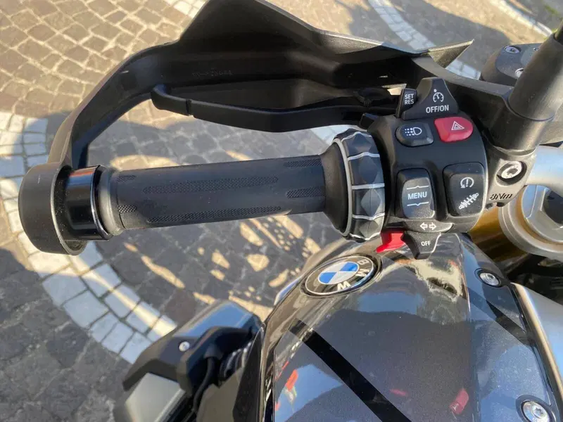 Bmw R 1250 R (2021 - 25) (9)