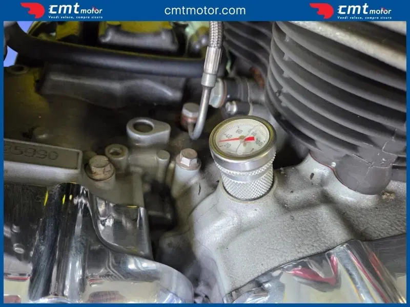 Triumph Bonneville T100 (2001 - 07) (10)