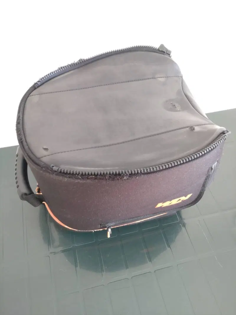 borsa serbatoio anteriore KTM 690 (5)
