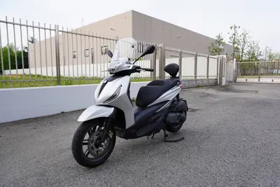 Piaggio Beverly 400 S ABS-ASR (2021 - 24) usata