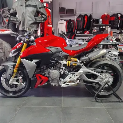 Ducati Streetfighter V2 S (2025 - 26) nuova