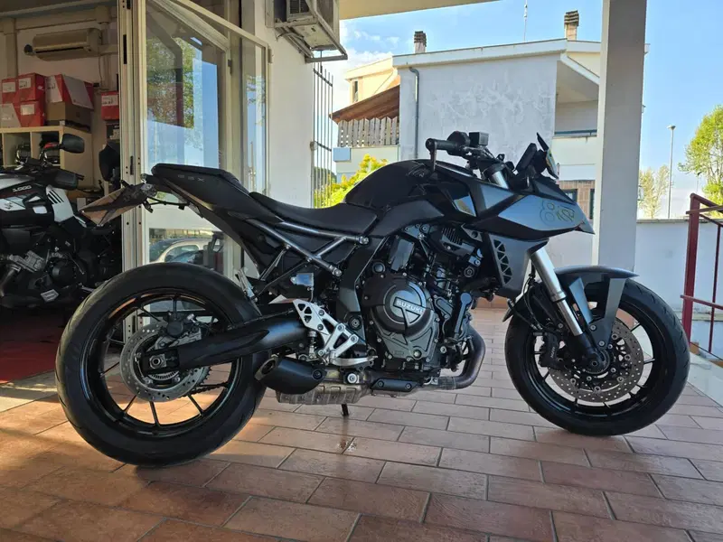 Suzuki GSX-8S (2023 - 24) (5)