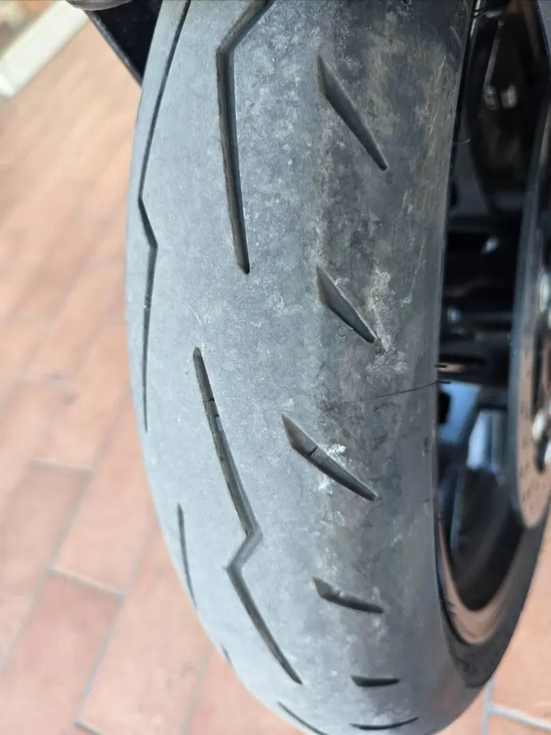 Suzuki GSX-8S (2023 - 24) (9)