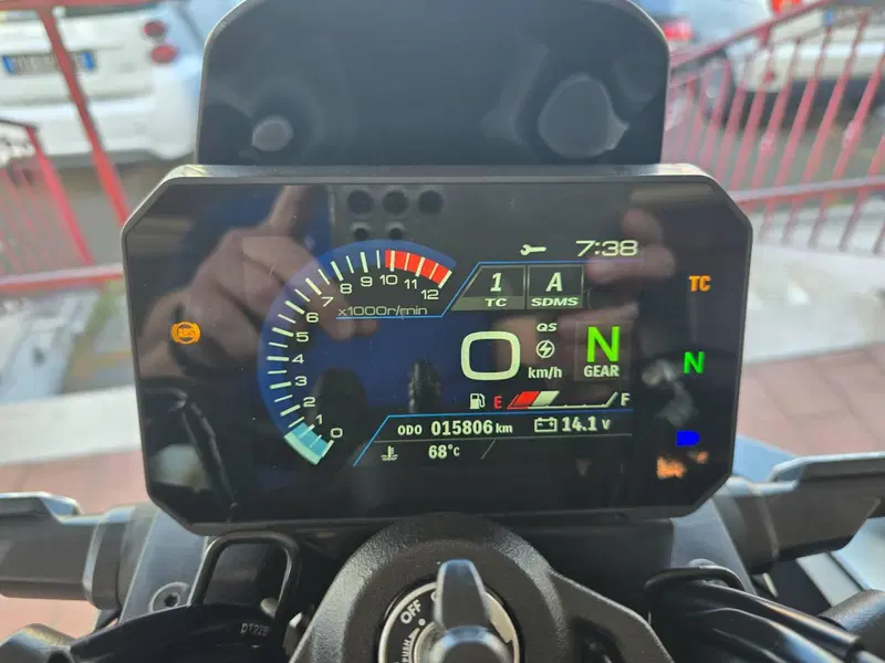 Suzuki GSX-8S (2023 - 24) (11)