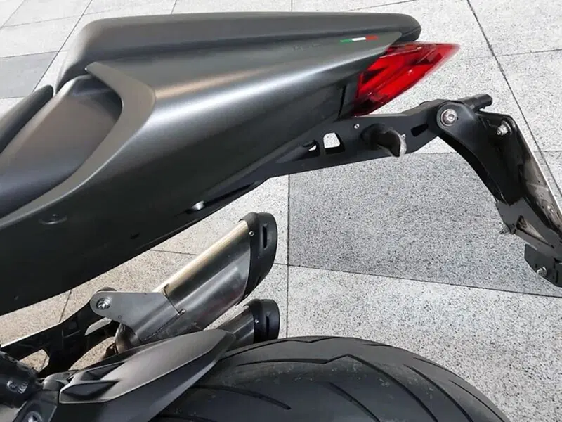 Ducati Monster 937 (2021 - 25) (7)