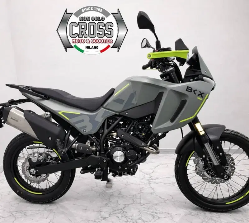 Benelli BKX 125 (2026) (2)