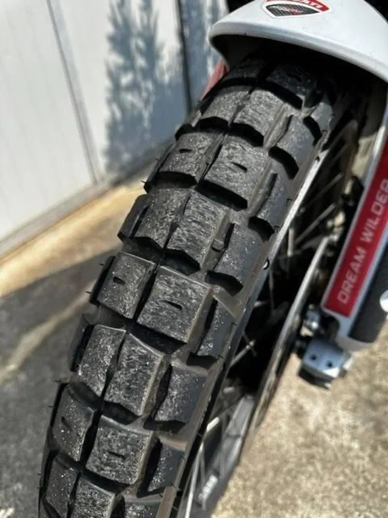 Ducati DesertX (2022 - 25) (5)