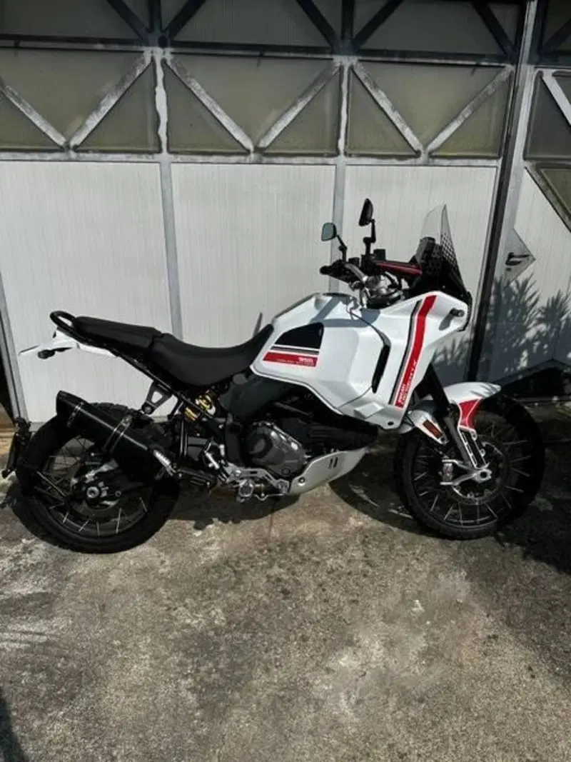 Ducati DesertX (2022 - 25)