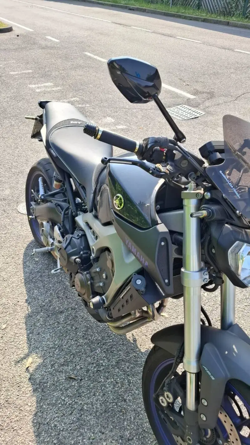 Yamaha MT-09 ABS (2013 - 15) (13)