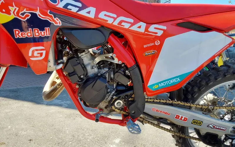 GASGAS MC 125 (2025) (8)