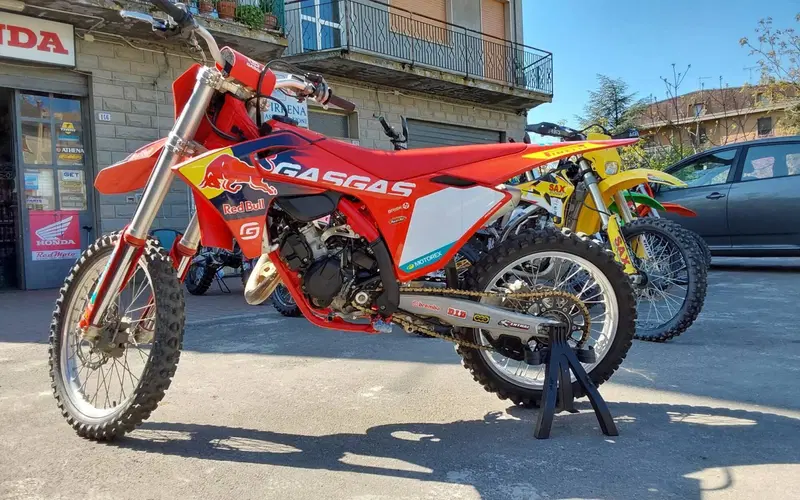 GASGAS MC 125 (2025) (9)