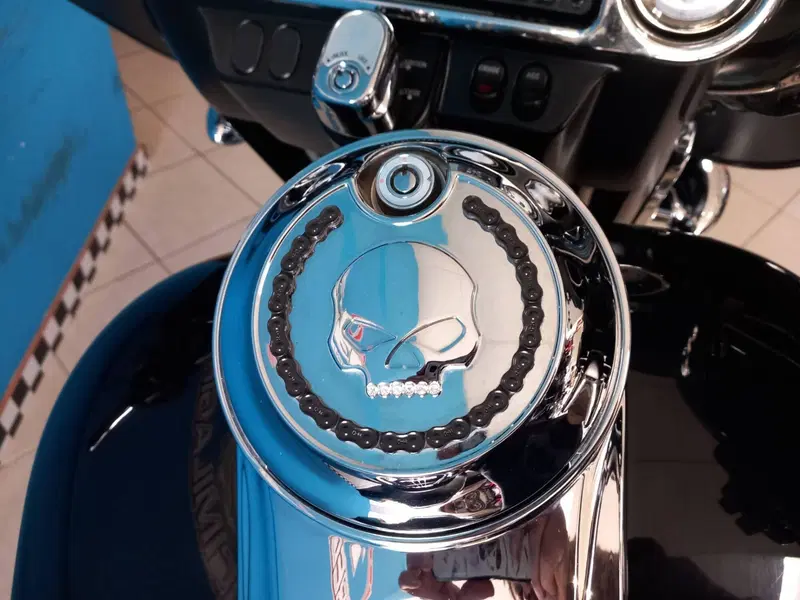 Harley-Davidson 1690 Street Glide (2011 - 13) - FLHX (15)