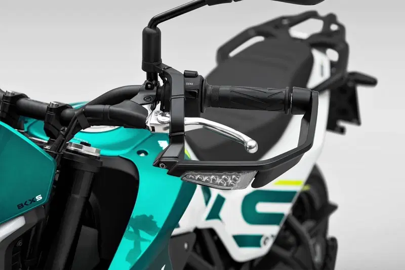 Benelli BKX 125 S (2026) (11)