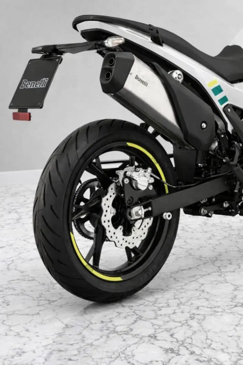 Benelli BKX 125 S (2026) (13)