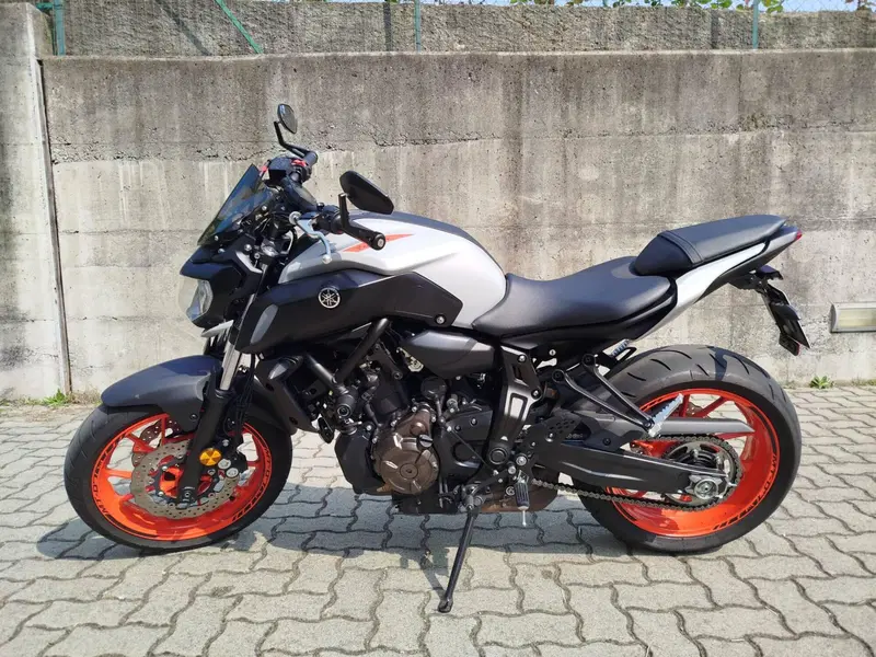 Yamaha MT-07 (2018 - 20) (2)
