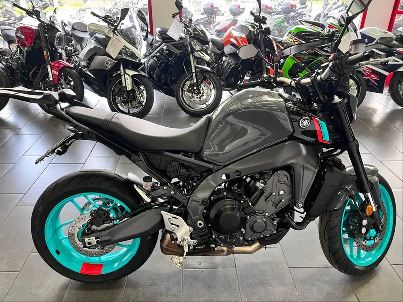 Yamaha MT-09 (2021 - 23) (3)