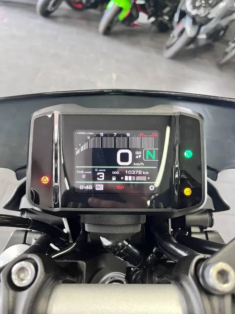 Yamaha MT-09 (2021 - 23) (8)