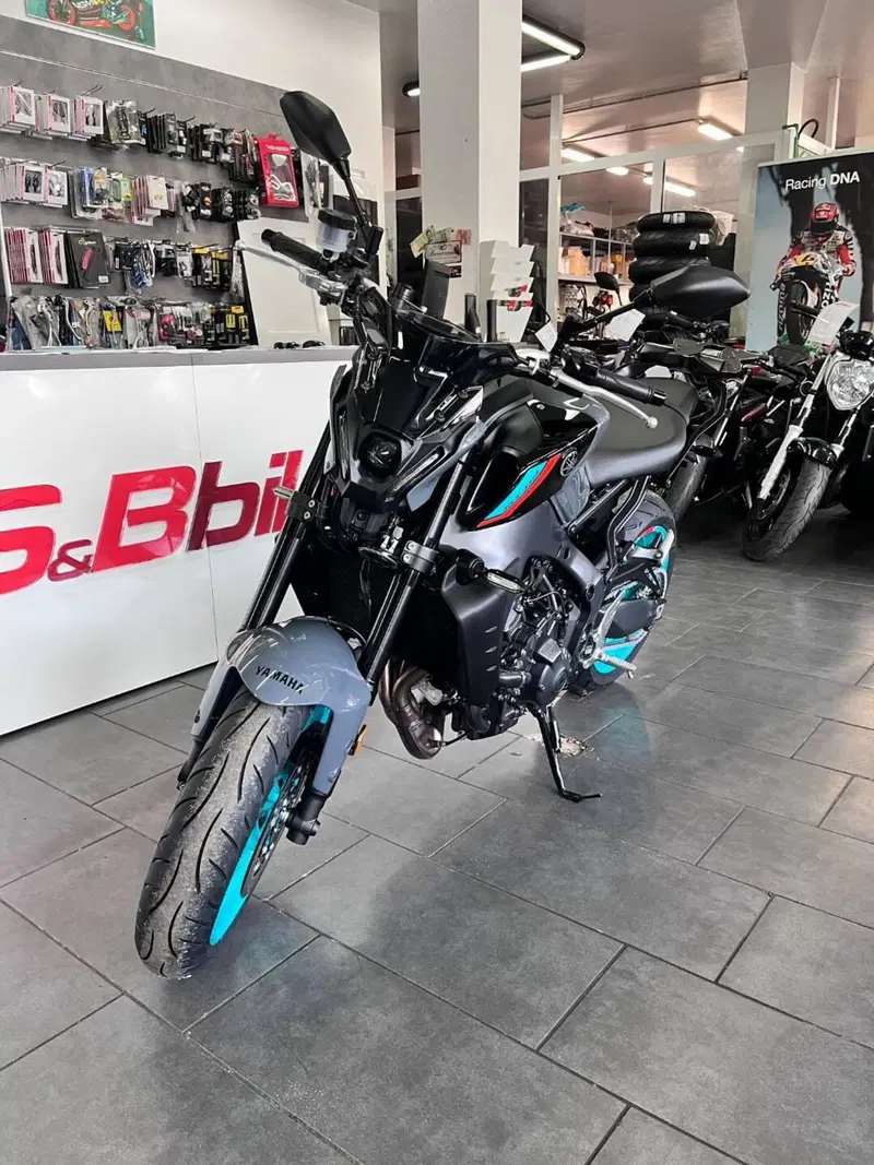 Yamaha MT-09 (2021 - 23) (5)