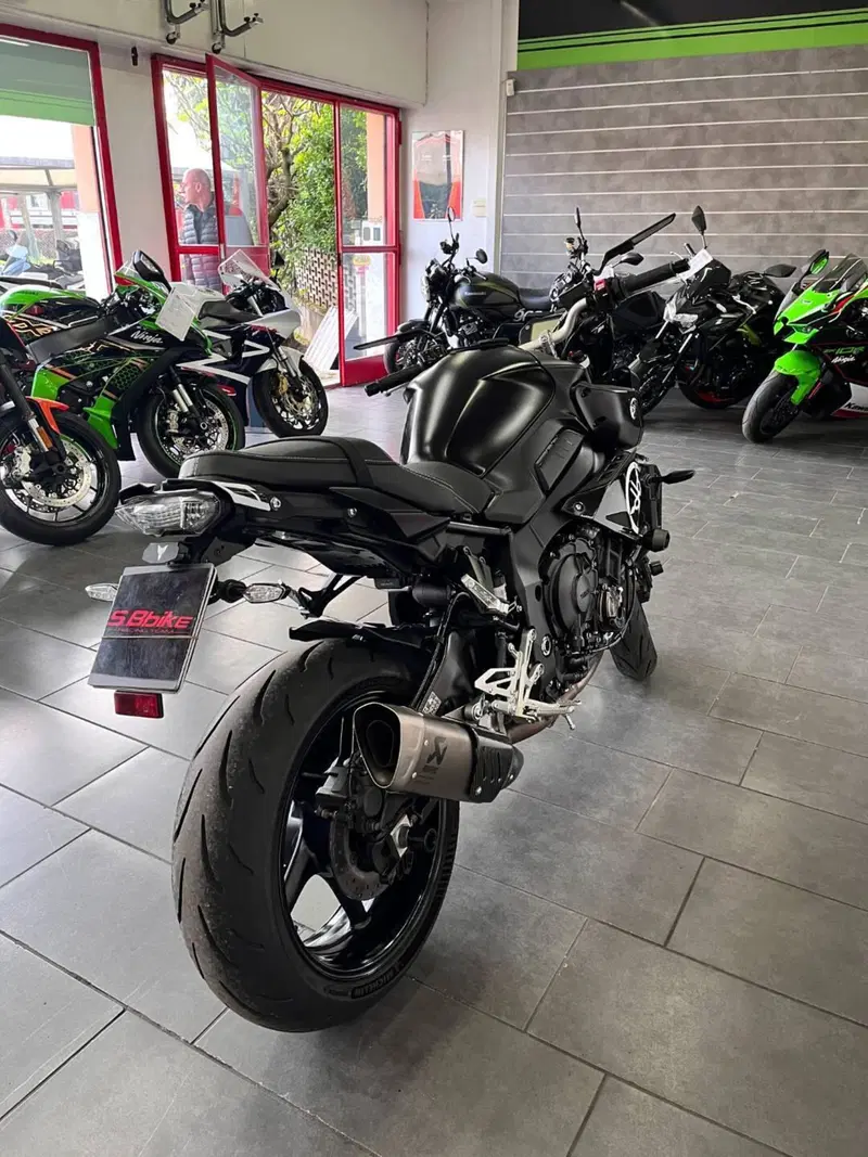 Yamaha MT-10 (2017 - 20) (7)