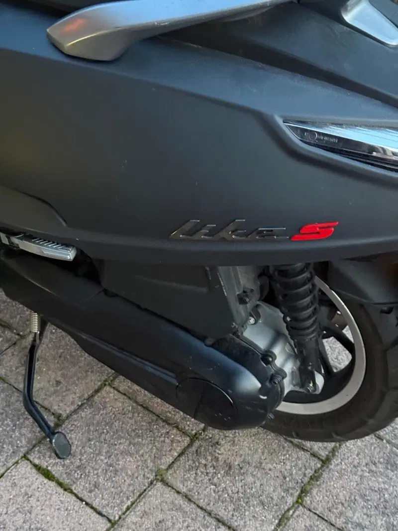 Kymco Like 125 Sport (2021 - 25) (4)