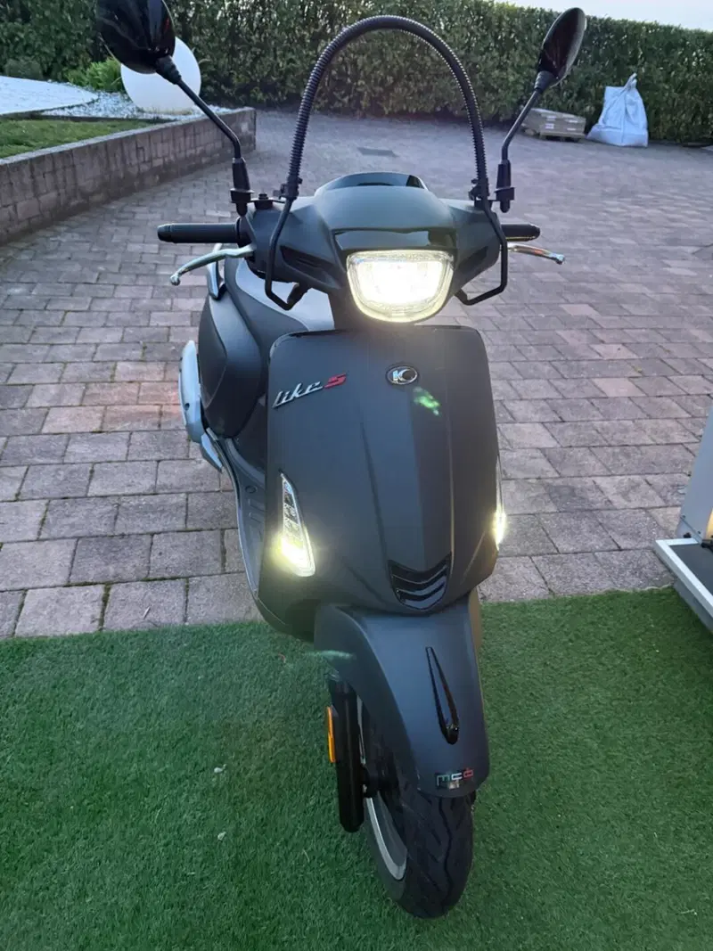 Kymco Like 125 Sport (2021 - 25) (5)
