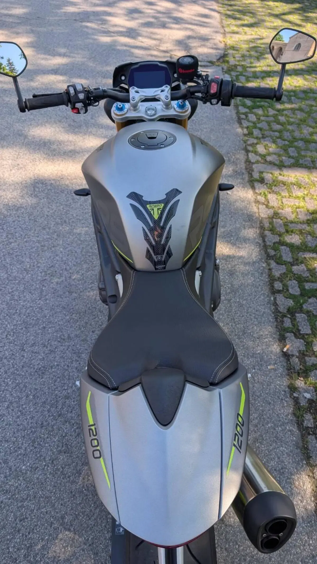 Triumph Speed Triple 1200 RS (2021 - 24) (4)