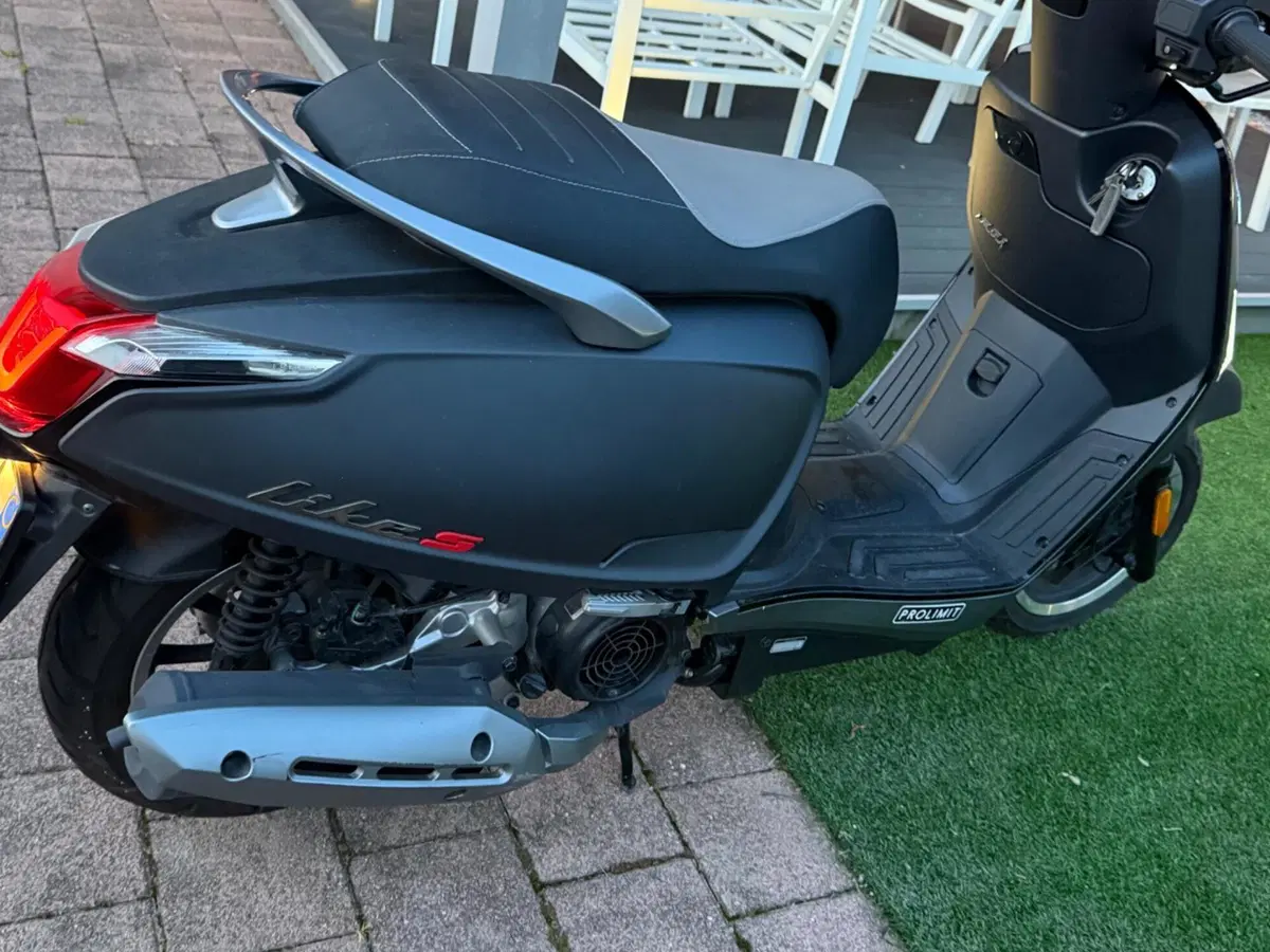Kymco Like 125 Sport (2021 - 25) (7)