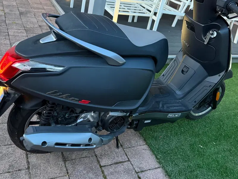 Kymco Like 125 Sport (2021 - 25) (7)