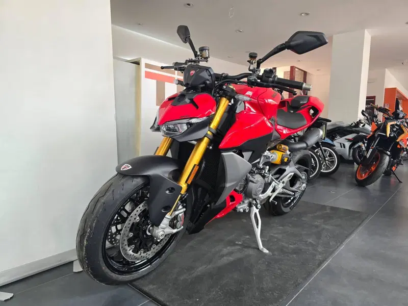 Ducati Streetfighter V2 S (2025 - 26) (4)
